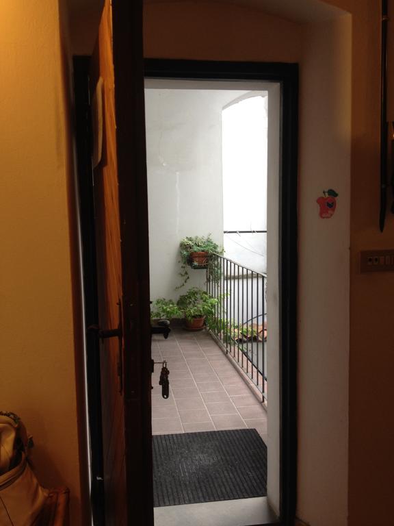 Studio Borgo Colonne Парма Экстерьер фото
